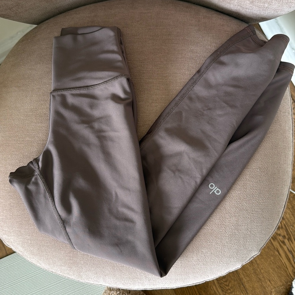 Alo Airlift Leggings